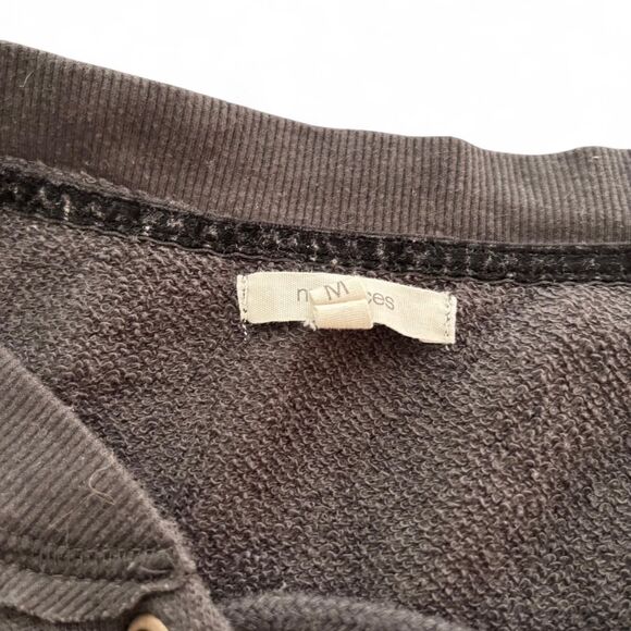 Y2k Black Long Sleeve Top Fleur De Lis Designs on the sleeves - Picture 3 of 3